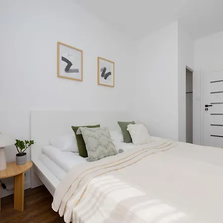 Air-conditioned With Parking In Near Pge Narodowy Apartamento